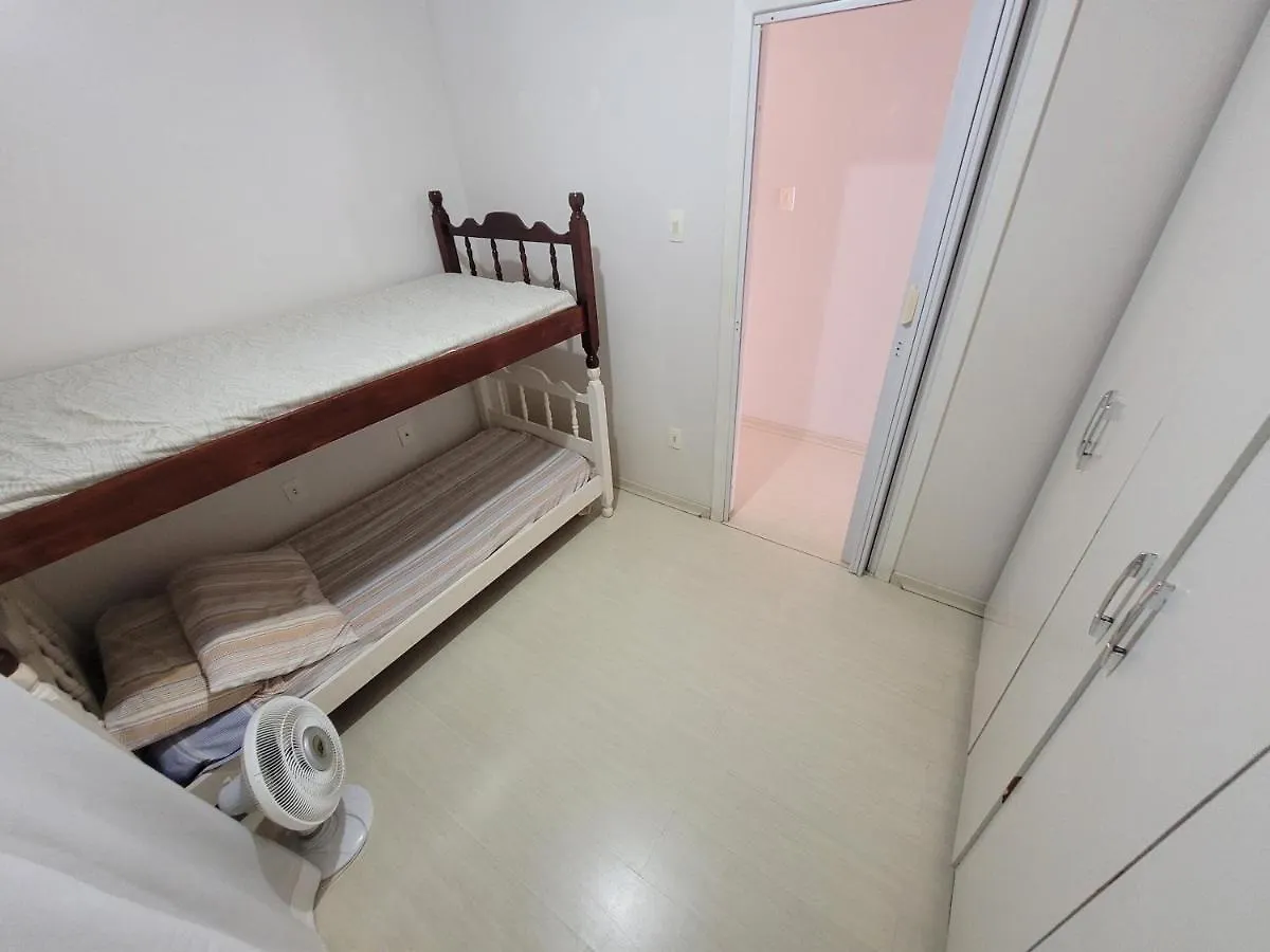 Apto Balneário Camboriú - Centro - 2 Quartos 0*,  Brasil